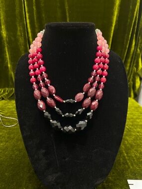 Vintage Pink to Black Ombré Beaded  Necklace - WHITE HOUSE/BLACK MARKET